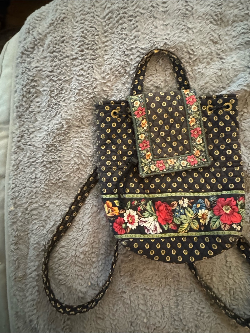 VERA BRADLEY Vintage Quilted Floral Drawstring Backpack Tote - Picture 6 of 13